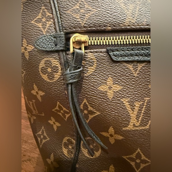 Authentic Louis Vuitton Tournelle MM MNG Nior - Picture 8 of 15